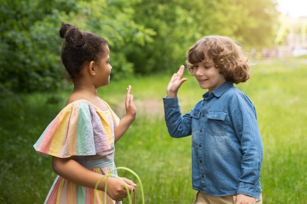 9 Penyebab Anak Sulit Bersosialisasi dan Bagaimana Solusinya 1 1